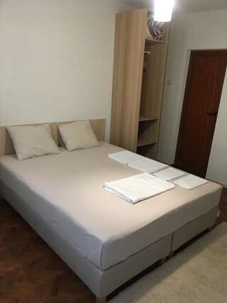 Фото Гостевой дом White Guest House 2 г. Карлово